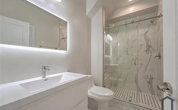 2536 Elvans Rd SE #1 — Photo 1