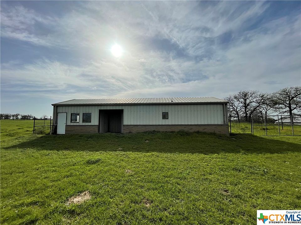 1st image of 450 Johnson Farms