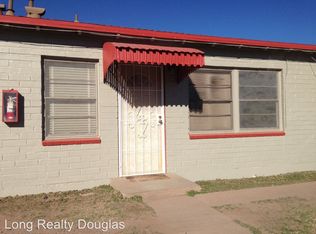 2204 E 9th St, Douglas, AZ 85607