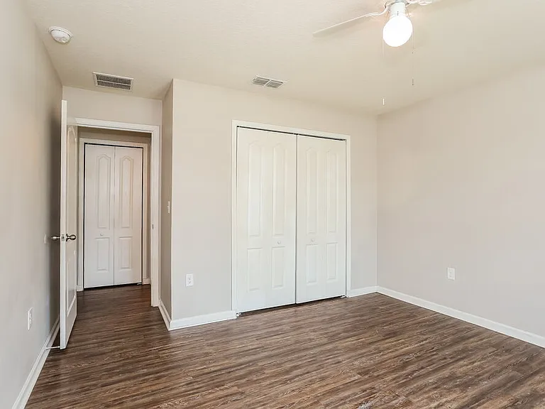 2067 Tyson Lake Dr — Photo 14