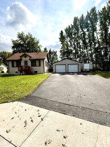 614 Cherry Rd, Thief River Falls, MN, 56701