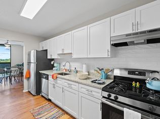 6200 Westchester Park Dr APT 1217, College Park, MD 20740