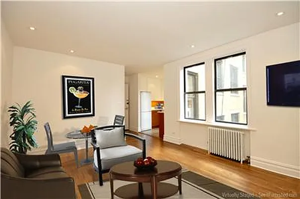 Sold by Buchbinder & Warren | media 22