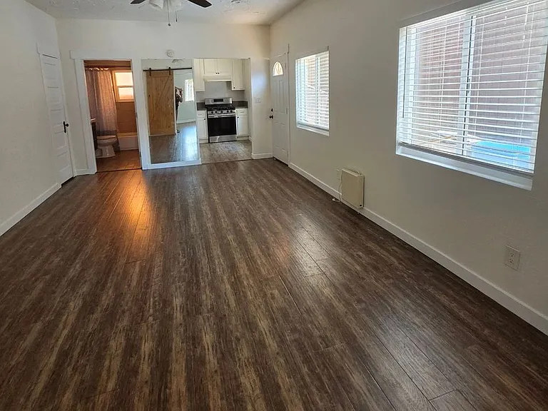 416 Lime Ave — Photo 5