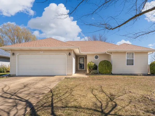 1674 S Eastland Avenue, Springfield, MO 65802