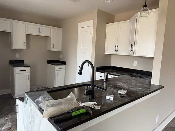 3rd image of 34 Echo Rdg Lot 34