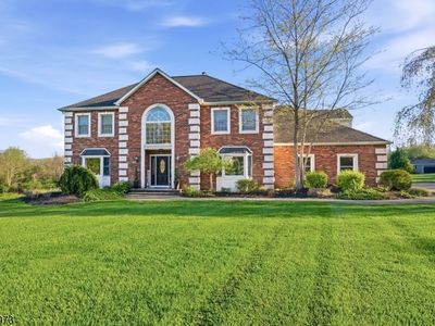 7 Woodfield Rd, Andover, NJ, 07821