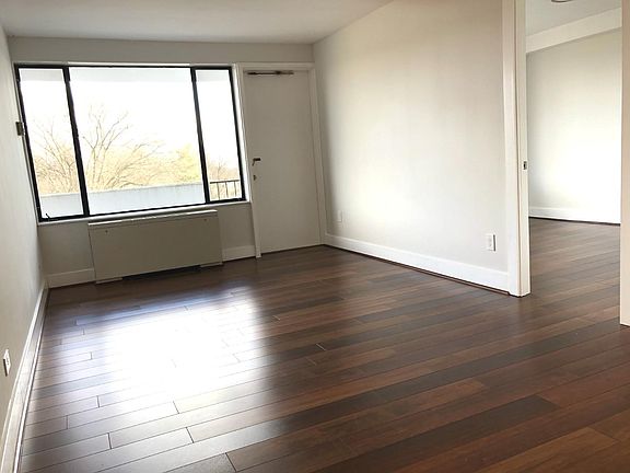 5th image of 4501 Arlington Blvd APT 621-A