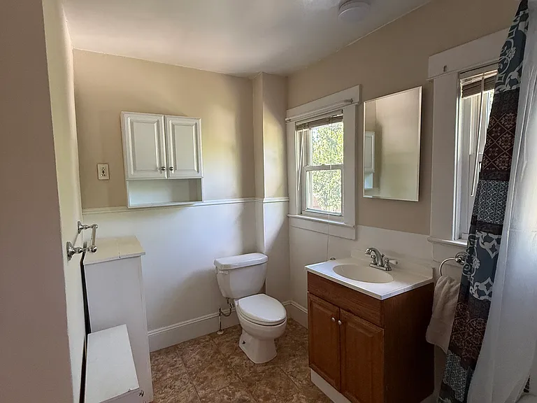 64 Davis Ave #2 — Photo 2