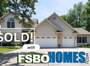 3462 45th Street Ct, Moline, IL 61265