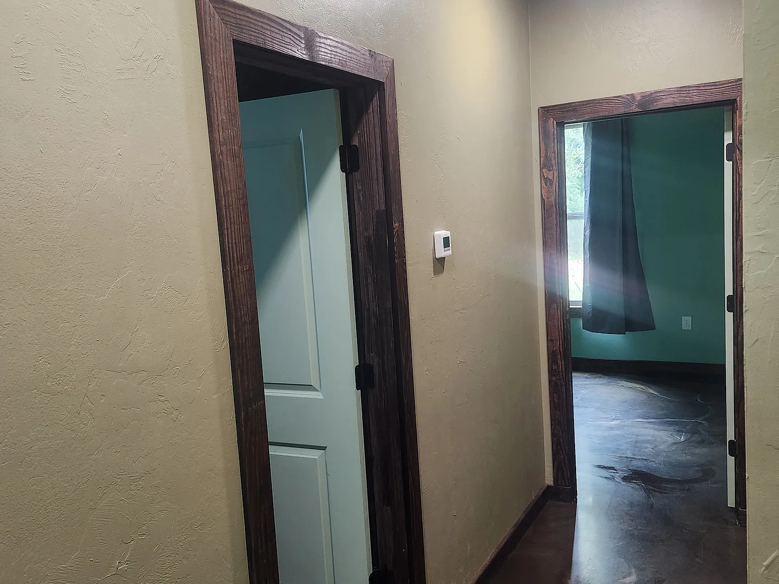 2504 E 32nd Ave — Photo 4