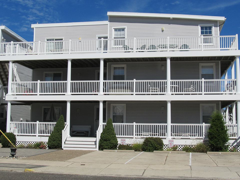 1st image of 135 65th St APT 17