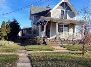 211 Washington St, Pt Clinton, OH 43452