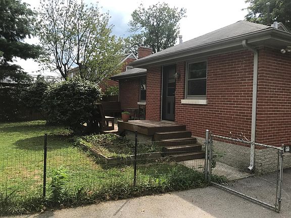 3rd image of 114 Cherrybark Dr