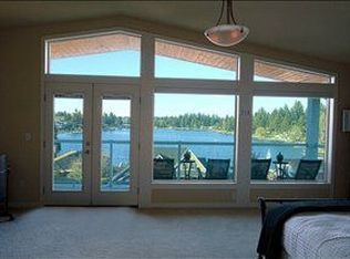 19649 Military Rd S, Seattle, WA 98188