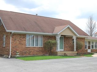 907 W Mill St, Ossian, IN 46777