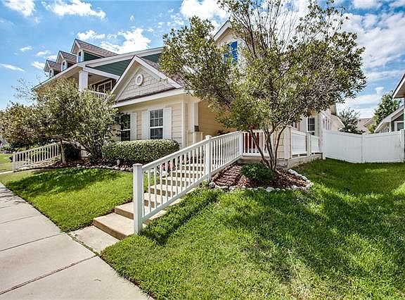2nd image of 1732 Forsythe Dr