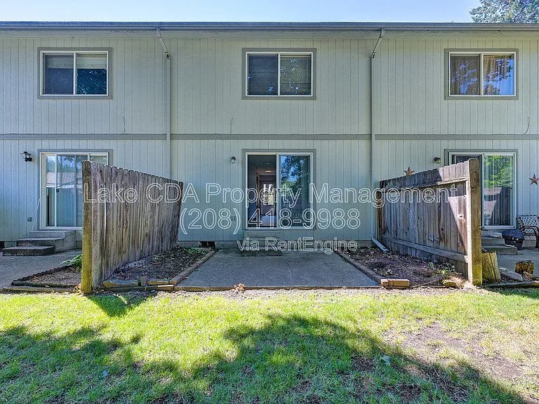 1611 E Montana Ave #C — Photo 52