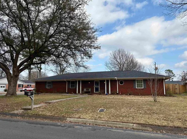 2107 Strait Pl, Stuttgart, AR 72160