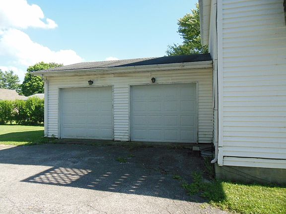 Exterior Features