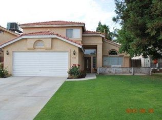 7920 Rushing River Ct, Bakersfield, CA 93313