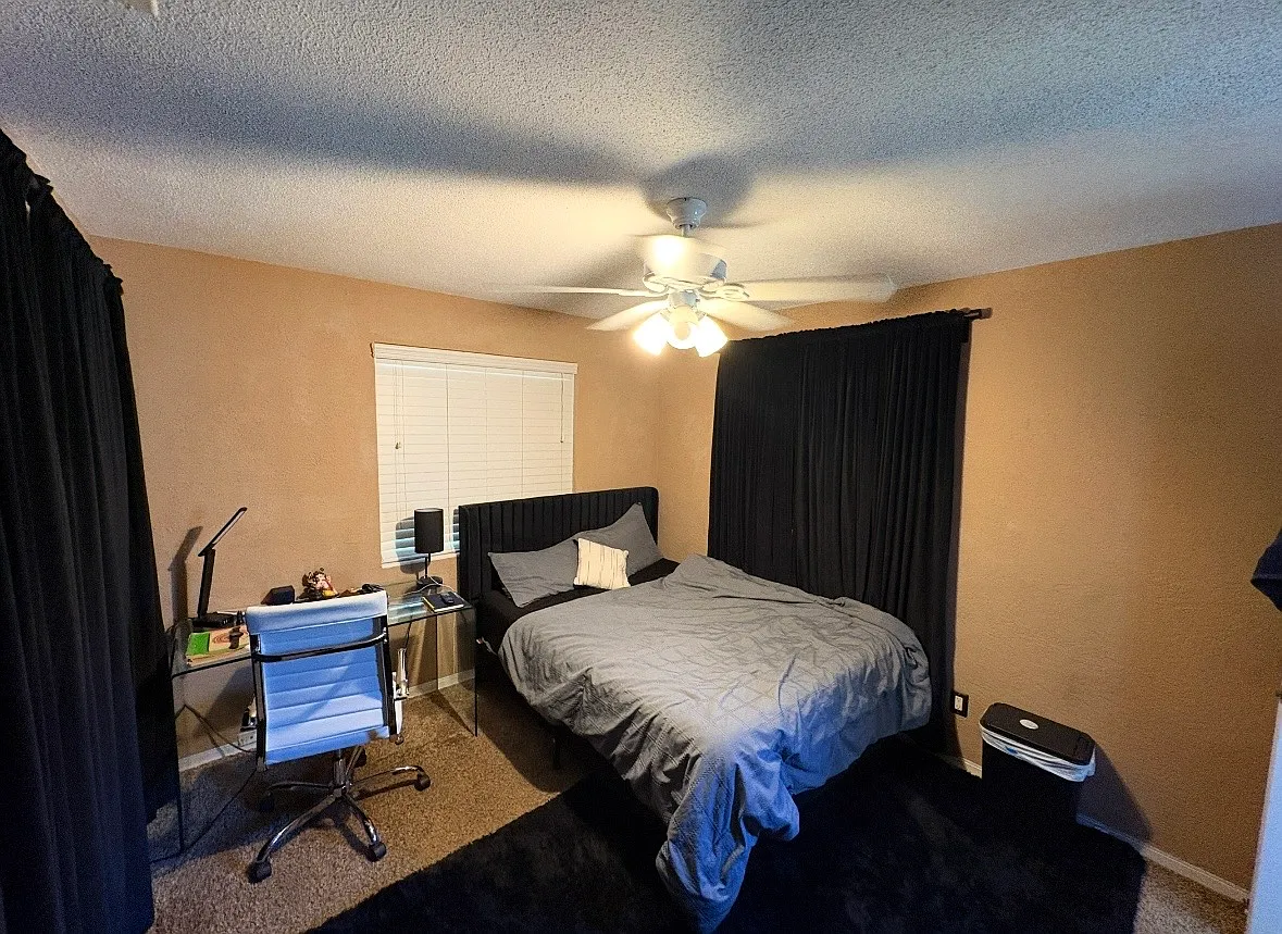 1090 Margaret Drive - 4 — Photo 2