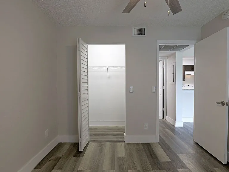 5303 Summerlin Rd #315 — Photo 11