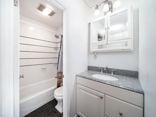 278 Monmouth Street image 16 of 25