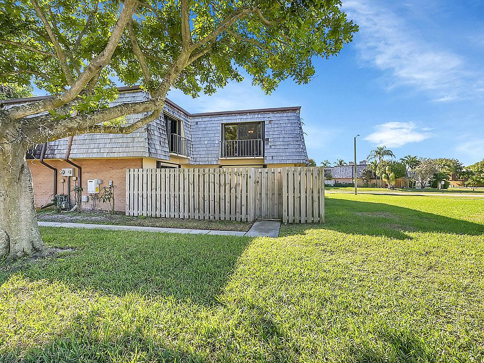 1st image of 128 Lake Arbor Drive