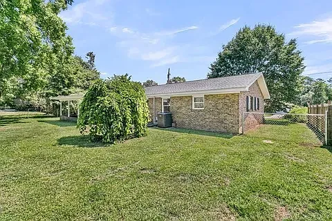 109 Camellia Rd — Photo 46