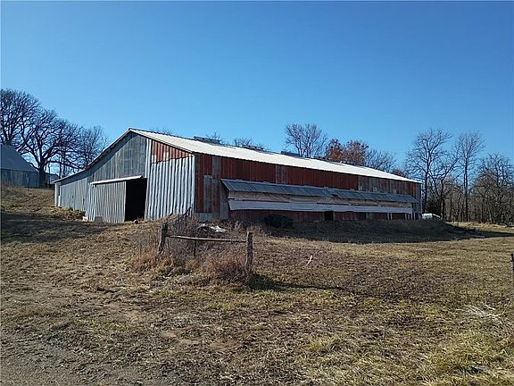 4th image of 3211 440th Rd