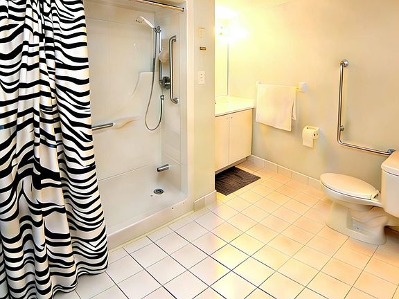 3rd image of 3088 Kennedy Rd #611