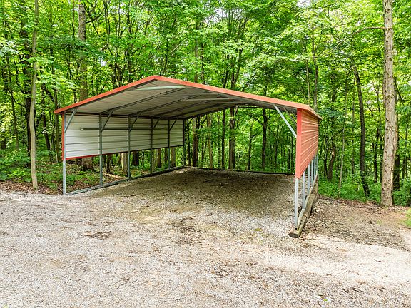 4th image of 5674 Pleasant Valley Rd