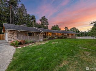 1519 Meadow Lark Ln, Mount Vernon, WA 98273