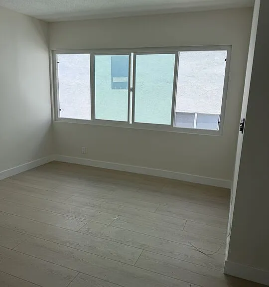 213 S Alexandria Ave #9 — Photo 7