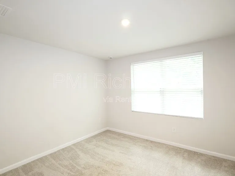 1240 Canterbury Ridge Rd — Photo 14