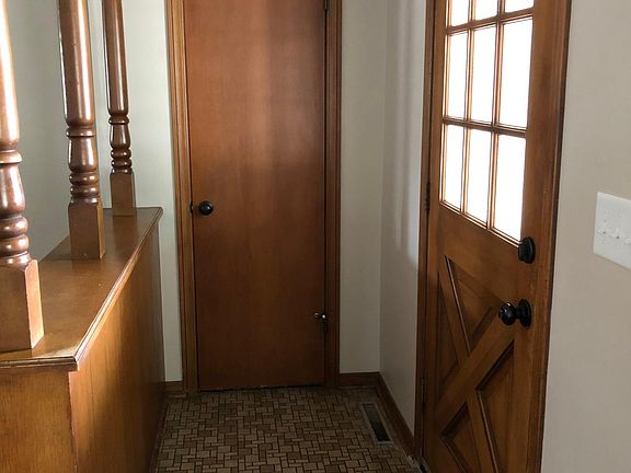 Welcoming Entry Way!