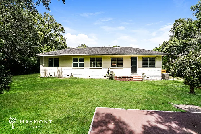 1513 S Mellonville Ave — Photo 14