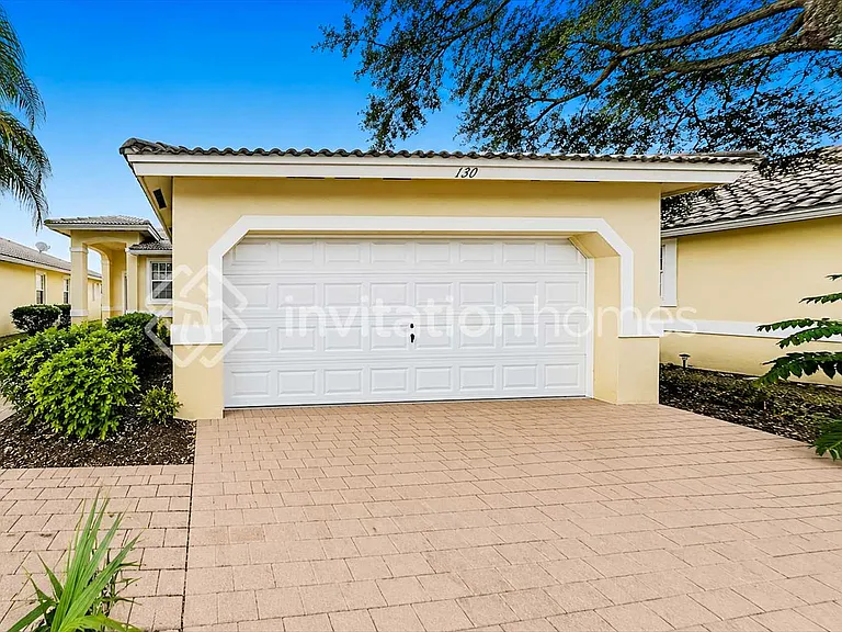 130 Prestige Dr — Photo 1