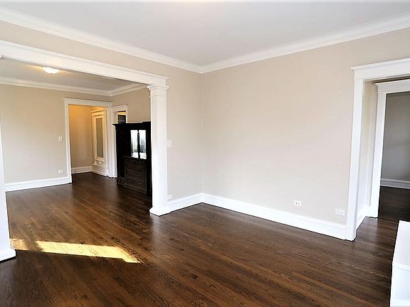 5th image of 1437 W Carmen Ave #1F
