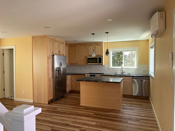 5th image of 126 28th Ave