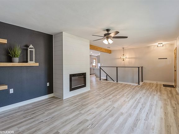 4th image of 1519 Wilson Ave