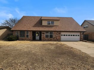 116 Bailey Ave, Dumas, TX 79029