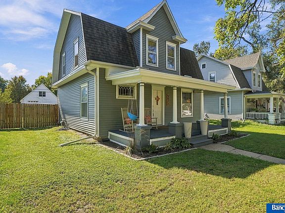 5th image of 5027 Knox St