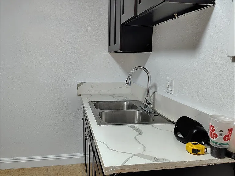 687 Karesh Ave #1 — Photo 4