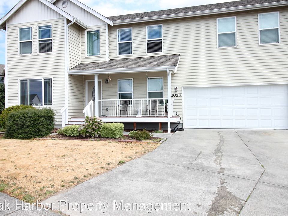 1st image of 1050 NW Kelly Pl