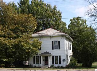 132 S Main St, Fredericktown, OH 43019