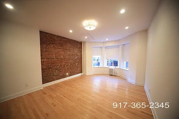 Rented by Metropolitan Realty | media 14