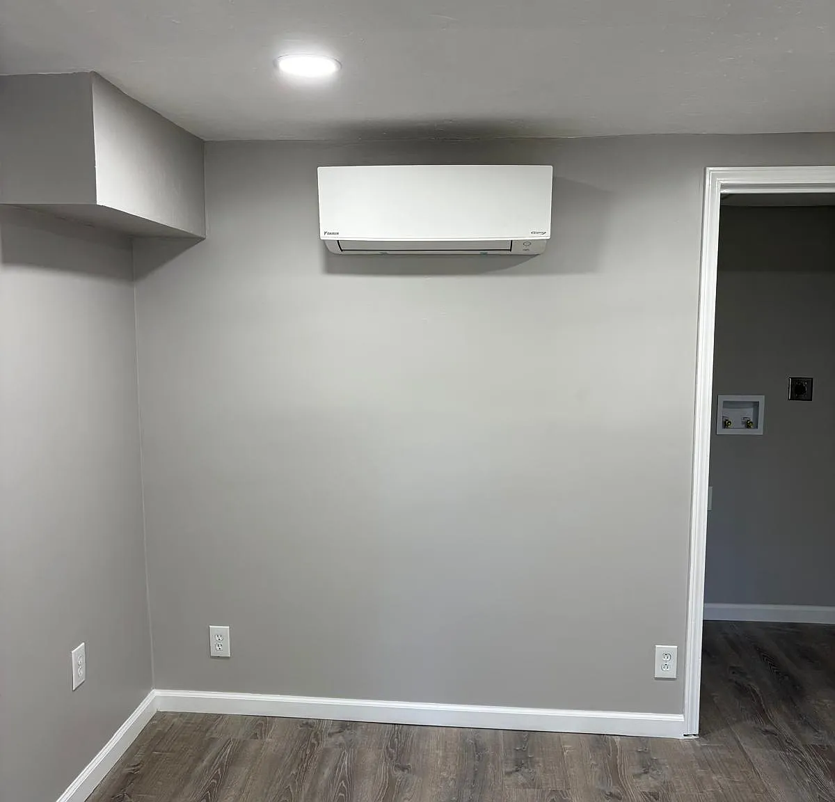 Kinsey Court Northeast - C — Photo 4