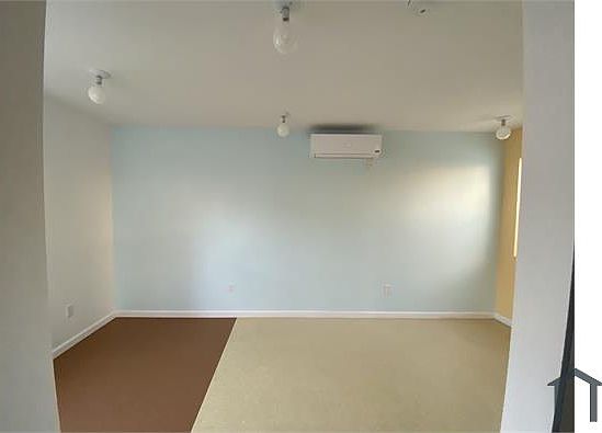 4th image of 1447 W 64th St #1